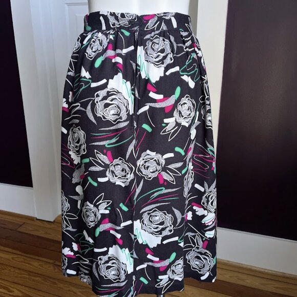 80s funky Black and pink floral print skirt - Picture 4 of 6